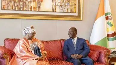 Photo de Alassane Ouattara reçoit l’Envoyée spéciale du Président mauritanien à Abidjan