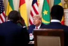 Photo de Trump a fait pression sur des dirigeants africains pour qu’ils accueillent des migrants expulsés, selon des sources