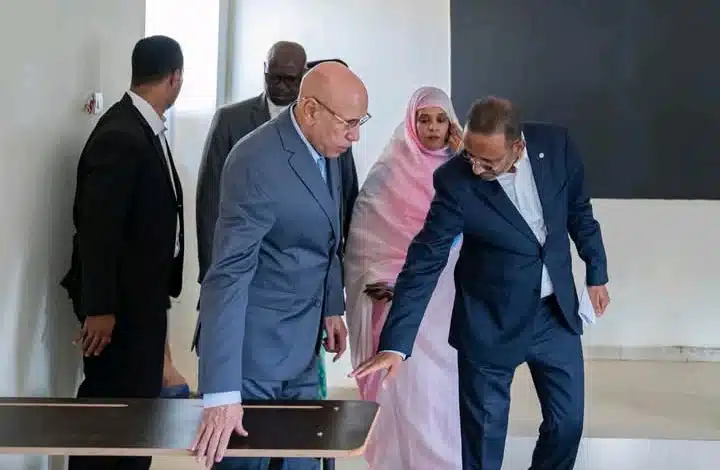Ghazouani en visite de terrain : cap sur les écoles de Nouakchott