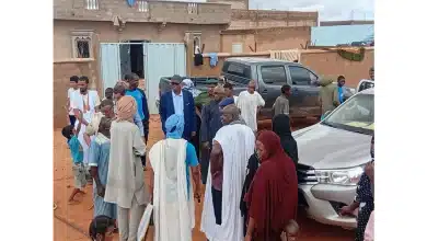 Photo de Le hakem de Kaédi visite les quartiers de la ville après les pluies et rassure la population