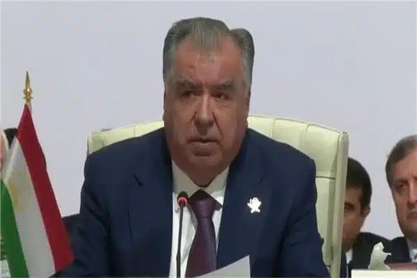 رئيس طاجيكستان: الوحدة العربية أساس الأمن الإقليمي