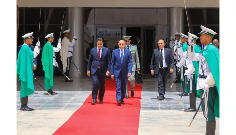 Le Président de la République se rend en Algérie