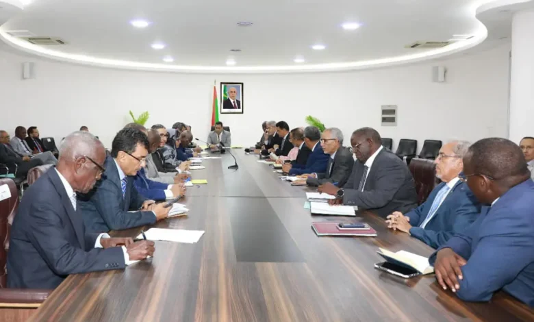 Le Premier ministre Mokhtar Ould Diay préside la réunion du comité ministériel chargé de la préparation de la rentrée scolaire 2025-2026 en Mauritanie