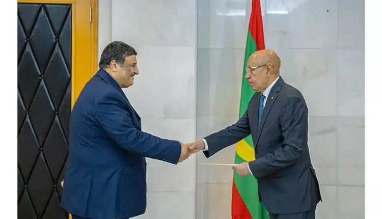 Le Président de la République reçoit les lettres de créance du nouvel ambassadeur de la Palestine