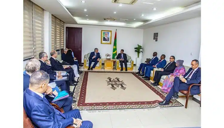 photo de la rencontre du premier ministre avec la delagation de l'italie