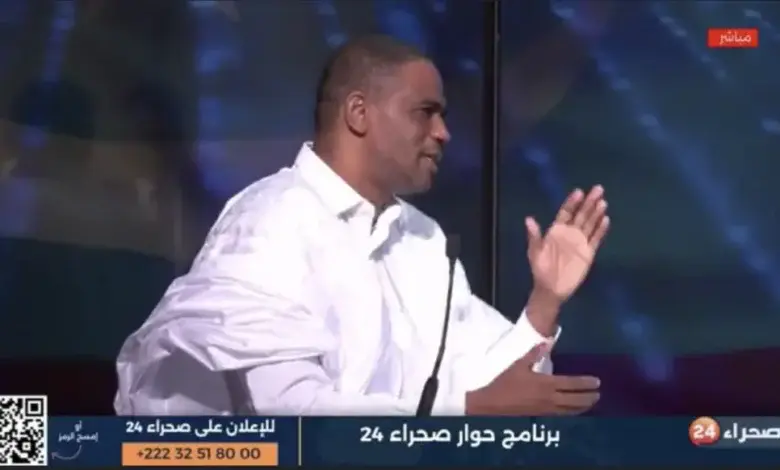 El Id Ould Mohameden en intervention télévisée sur Sahara 24, réagissant aux accusations d’apartheid en Mauritanie.