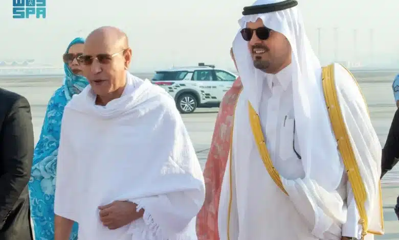 Le président Mohamed Ould Cheikh El Ghazouani arrive à Djeddah pour accomplir la Omra 1 Mohamed Ould Cheikh El Ghazouani accueilli à Djeddah par le prince Saoud ben Michaal bin Abdulaziz (Crédit photo : SPA)