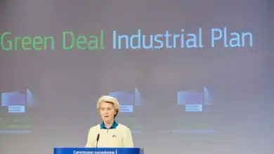 Photo de L’UE met fin à son différend avec Washington et mise sur les technologies vertes