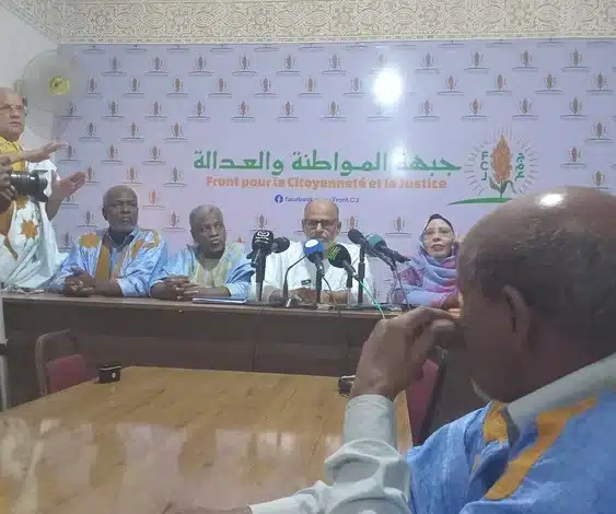 Conférence de presse du Front pour la Citoyenneté et la Justice annonçant son agrément officiel à Nouakchott