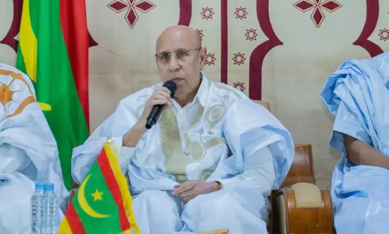 الرئيس محمد ولد الشيخ الغزواني خلال خطابه في تمبدغه أمام الأطر والوجهاء.