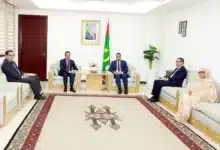 Photo de Mauritanie–France : une audience confidentielle entre le Premier ministre et l’ambassadeur français à Nouakchott