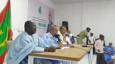 Photo de Le ministre El Mokhtar Ahmed Bousseif présente à Aioun le programme d’urgence pour le développement local