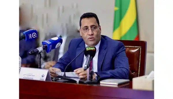 Le Premier ministre , M. Mokhtar Ould Djay, a supervisé la clôture de la troisième session du Haut Conseil de l’Investissement en Mauritanie.