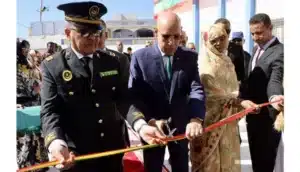 Nouadhibou : le Président Ghazouani renforce la protection sociale, la sécurité maritime et la pêche industrielle 2 Son Excellence le Président de la République, Monsieur Mohamed Ould Cheikh Ghazouani, a inauguré, mardi, dans la ville de Nouadhibou, le siège de l’Agence Régionale de la Caisse Nationale de Sécurité Sociale (CNASS)