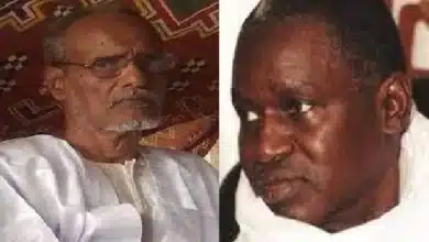 Ouadane : le président Ghazouani rend hommage aux feux Kane Hamidou Baba et Louleid Ould Weddad. 2 Photo de Ouadane : le président Ghazouani rend hommage aux feux Kane Hamidou Baba et Louleid Ould Weddad.