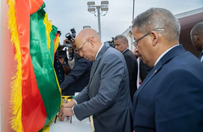 Communiqué du Parti El Insaf : le Président El Ghazouani lance ...