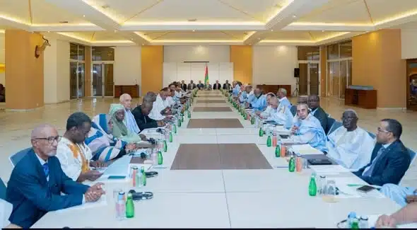 Avenir politique de la Mauritanie: Mauritanie, ou le songe d’un pays qui hésite 1 612501215 1221706089