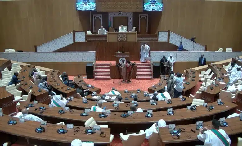 اختتام الدورة العادية الأولى 2025-2026: رئيس الجمعية الوطنية يشيد بأربعة أشهر من الأنشطة البرلمانية المكثفة 1 الله اختتام الدورة العادية الأولى من السنة البرلمانية 2025-2026