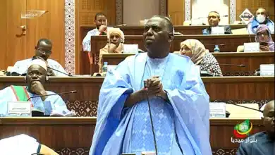 Débat parlementaire : quand la critique radicale refuse la complexité du réel 2 Photo de Débat parlementaire : quand la critique radicale refuse la complexité du réel