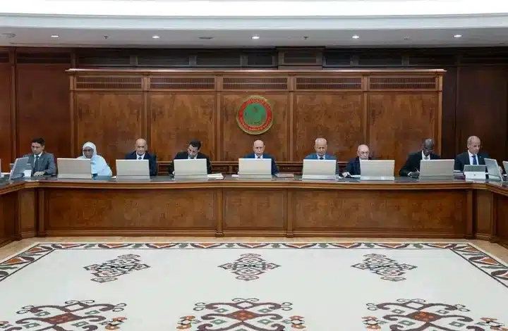 مجلس الوزراء يصادق على تعيينات جديدة ورقمنة رخص البناء وتفعيل قانون النفايات الصلبة 1 اجتماع مجلس الوزراء برئاسة رئيس الجمهورية ومناقشة مشاريع مراسيم وتعيينات حكومية