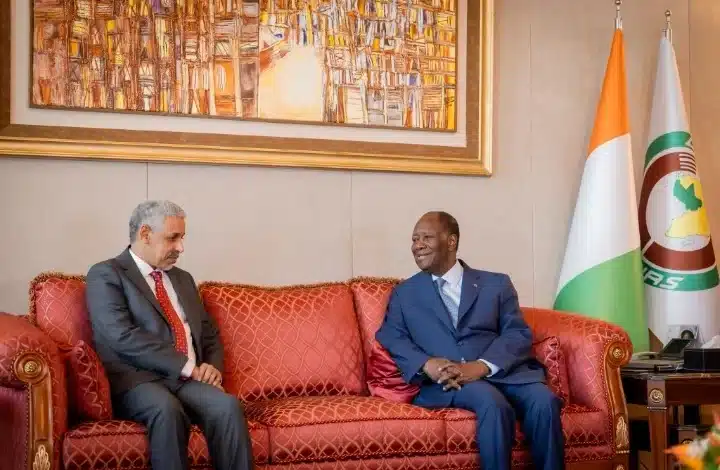 Développement. Après 100 jours, le président de la BAD fait le point avec Alassane Ouattara 1 Développement. Après 100 jours, le président de la BAD fait le point avec Alassane Ouattara