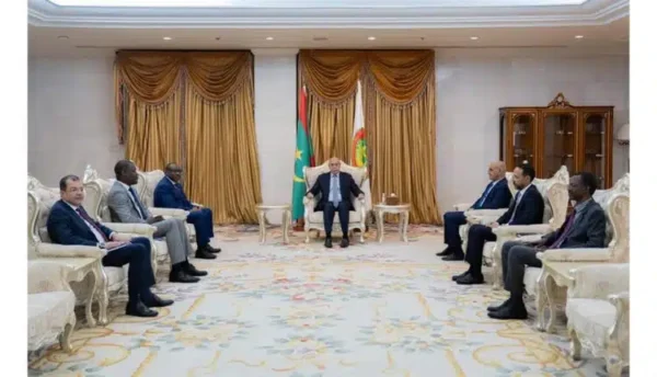 Le Président de la République reçoit une délégation de la Commission économique des Nations Unies pour l’Afrique 1 Le Président de la République reçoit une délégation de la Commission économique des Nations Unies pour l’Afrique.