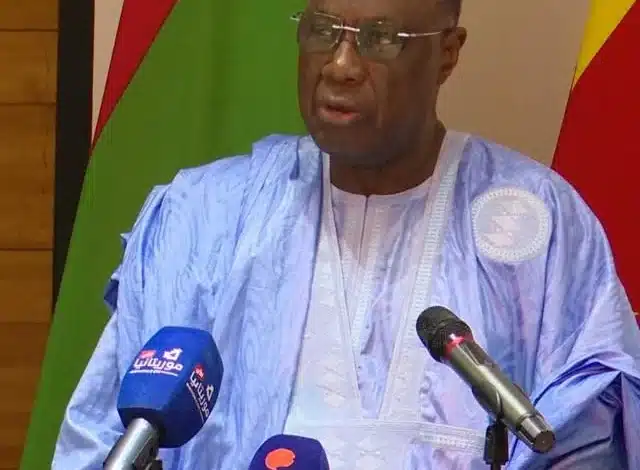 الحوار صفحة بيضاء ينبغي أن نكتبها معًا 9 Photo de الحوار صفحة بيضاء ينبغي أن نكتبها معًا