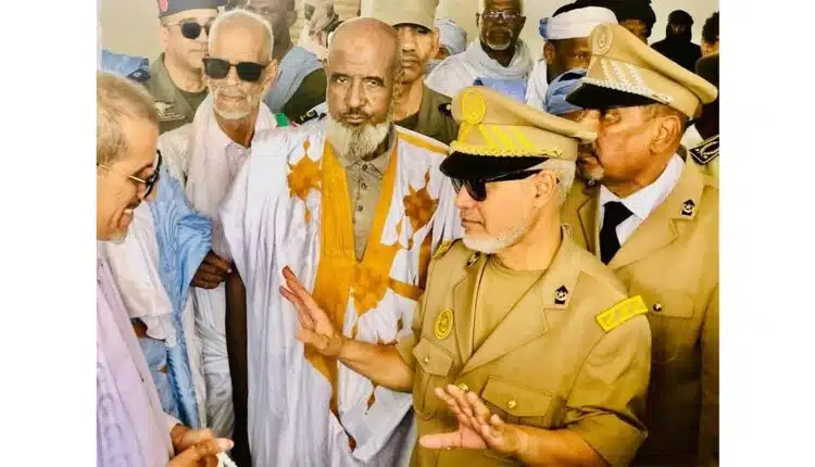 والي آدرار يؤدي زيارة تفقدية لسوق السمك في أطار 1 والي آدرار يؤدي زيارة تفقدية لسوق السمك في أطار