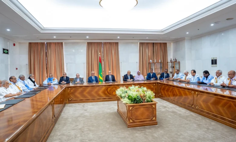 Mauritanie : Ghazouani prône la rigueur face à la crise énergétique 1 Réunion du Président mauritanien avec les chefs de partis politiques à Nouakchott.