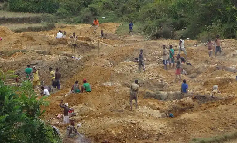 Secteur extractif en Afrique - Le classement minier malgache s’améliore 1 Secteur extractif en Afrique - Le classement minier malgache s’améliore