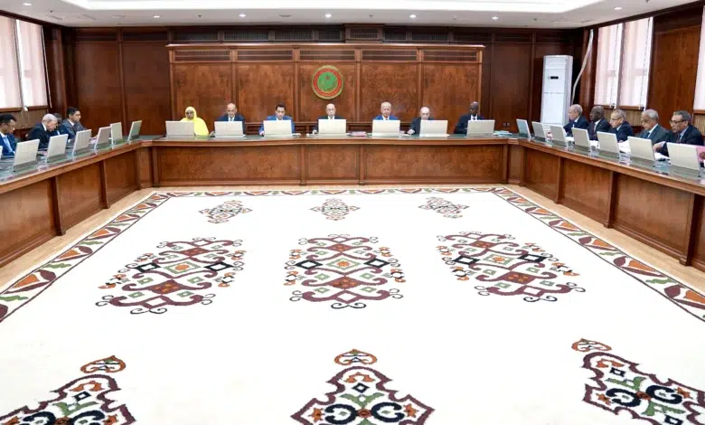 نتائج مجلس الوزراء موريتانيا: زيادة الأجر الأدنى ومشاريع قوانين جديدة 1 اجتمع مجلس الوزراء اليوم الخميس 09 ابريل 2026، تحت رئاسة صاحب الفخامة السيد محمد ولد الشيخ الغزواني، رئيس الجمهورية