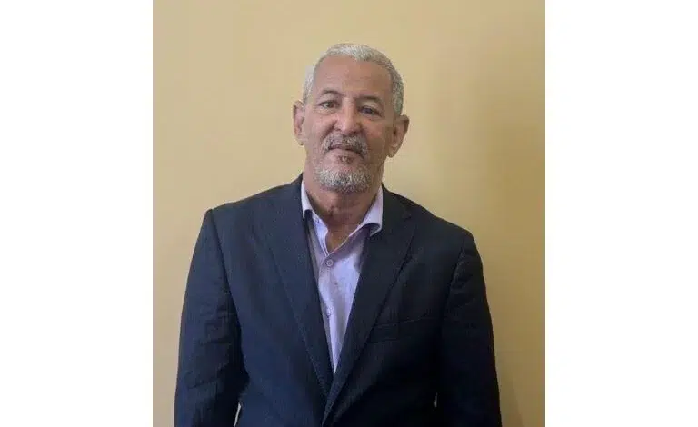 L'immunité parlementaire : Le Cirque des Immunisés par Ahmed Ould Bettar 1 Portrait de l'éditorialiste Ahmed Ould Bettar.