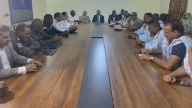 Le ministre délégué auprès du ministre de l’Intérieur préside une réunion de suivi du programme d’urgence pour le développement du Trarza 2 Photo de Le ministre délégué auprès du ministre de l’Intérieur préside une réunion de suivi du programme d’urgence pour le développement du Trarza