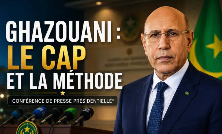 Mohamed Ould Cheikh El Ghazouani : La parole présidentielle à l'épreuve de la presse 1 Portrait du président mauritanien Mohamed Ould Cheikh El Ghazouani lors d'une conférence de presse, avec l'incrustation « Ghazouani : Le cap et la méthode ».