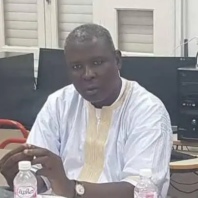 Mohamed Ould Sneiba nommé directeur du quotidien Horizons | Par Ahmed Ould Bettar 1 Portrait de Mohamed Ould Sneiba, nouveau directeur de la publication du quotidien national Horizons, assis dans un bureau