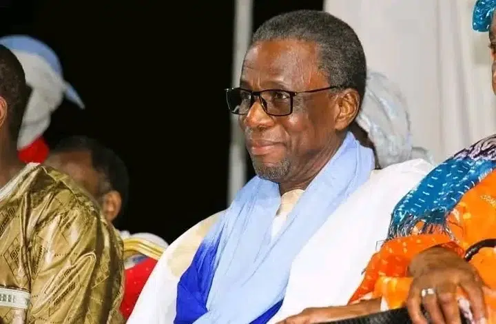 Mise au point : la vérité sur mon interview tronquée concernant le Président Ghazouani 1 Portrait du responsable des FPC s'exprimant lors d'un événement public en Mauritanie.