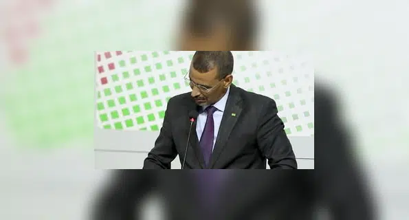 Mauritanie : Rapatriement de 35 mauritaniens du Mali et réformes clés en Conseil des ministres 1 Le porte-parole du gouvernement mauritanien, El Houssein Ould Meddou, lors du compte rendu du Conseil des ministres à l'AMI.