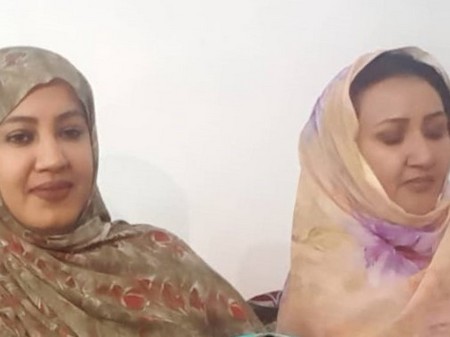 Mariem Mint Dah : Un soutien actif au candidat Ghazouani 2 Mariem Mint Dah assise aux côtés des responsables de la coordination féminine