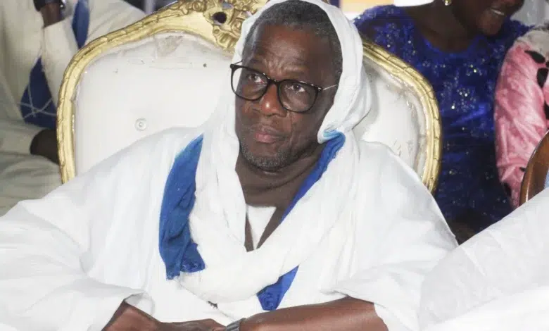 Samba Thiam (FPC) : « Le Changement attendu se fait encore attendre » 1 Samba Thiam, président des Forces Progressistes du Changement (FPC) en Mauritanie, vêtu d'un boubou blanc.