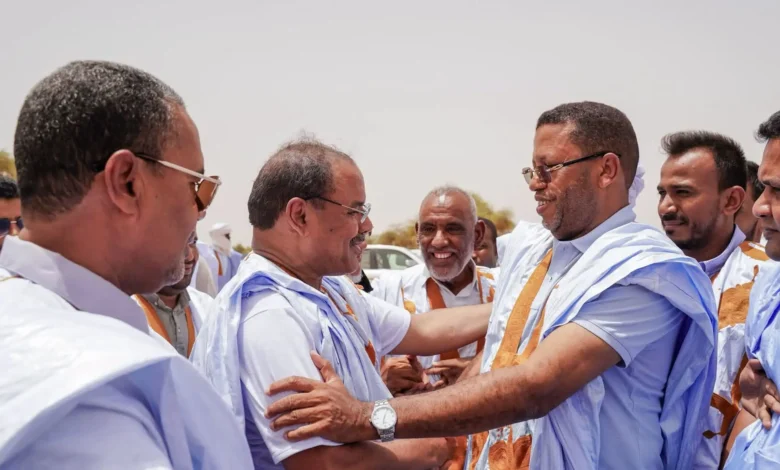 Le Parti El Insaf poursuit sa tournée au Brakna : Magta Lahjar, 3e étape 1 Accueil du coordinateur du Parti El Insaf à Magta Lahjar lors de sa tournée au Brakna