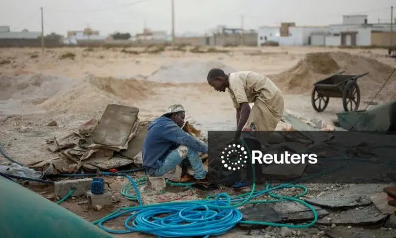 De la brique à l'Europe : le parcours éprouvant des migrants maliens en Mauritanie 4 Photo de De la brique à l’Europe : le parcours éprouvant des migrants maliens en Mauritanie
