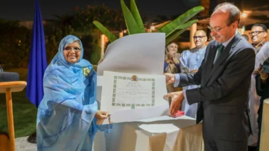 Madrid décore Fatimetou Abdel Malick : l’Espagne consacre l’artisane d’un partenariat avec Nouakchott 2 Photo de Madrid décore Fatimetou Abdel Malick : l’Espagne consacre l’artisane d’un partenariat avec Nouakchott